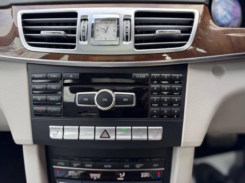 MERCEDES-BENZ E CLASS