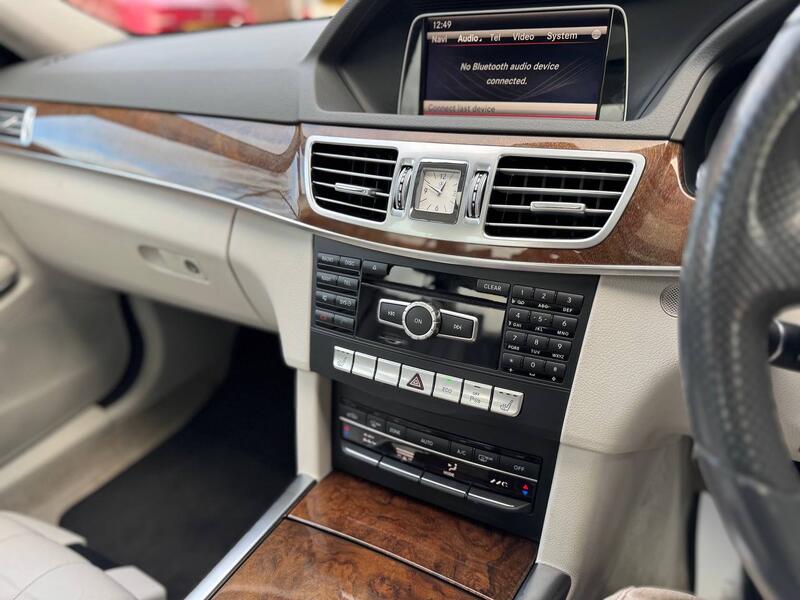 MERCEDES-BENZ E CLASS