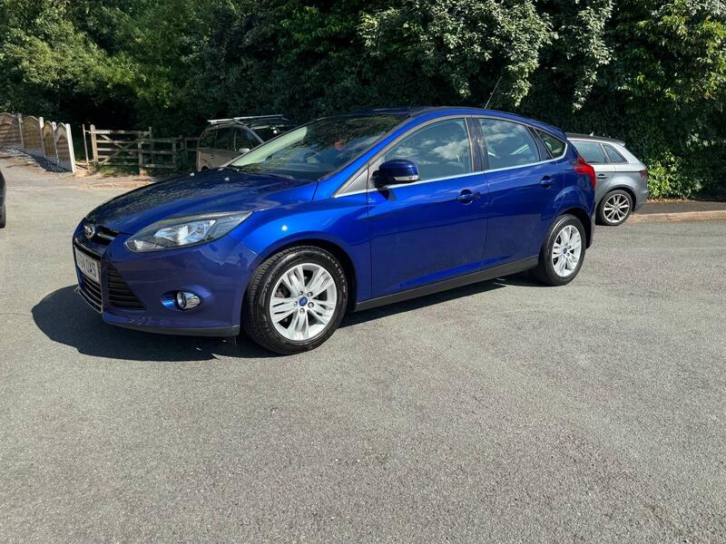 FORD FOCUS