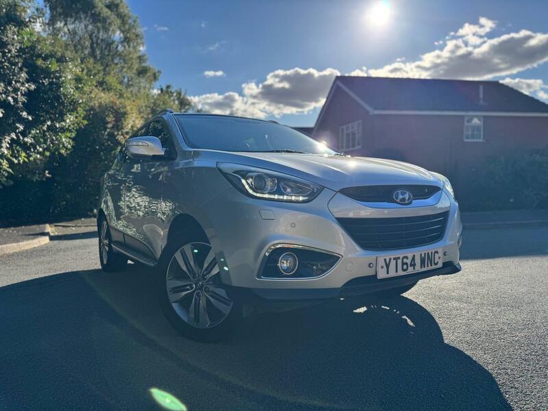View HYUNDAI IX35 2.0 CRDi Premium Panorama